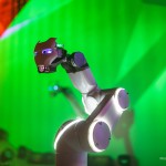Cocktail Huawei à MWC 2016-aucop-evenement-video-son-eclairage-Cocktail Hawei-eclairage-robot-evenement-eclairage-ecran-dancing robot
