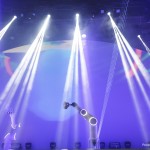 Cocktail Huawei à MWC 2016-aucop-evenement-video-son-eclairage-Cocktail Hawei-eclairage-robot-evenement-eclairage-ecran-dancing robot-son-video-desk-lumieres-location-dj-scene-decor-nice-paris-marseille-carros-audiovisuel