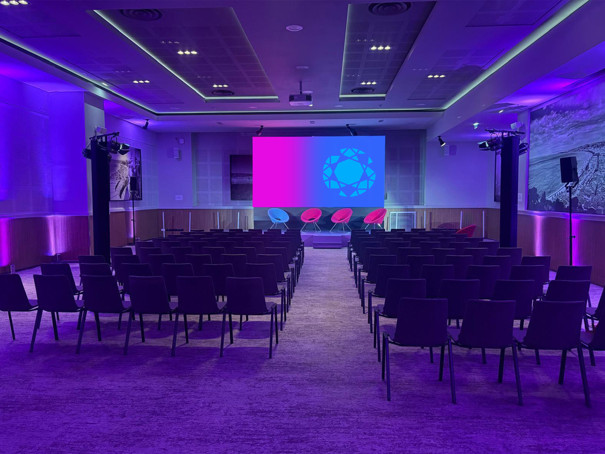 CONVENTION AU RADISSON BLU DE NICE