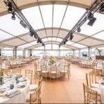 DINER DE GALA SUR LA PLAGE DU CARLTON A CANNES