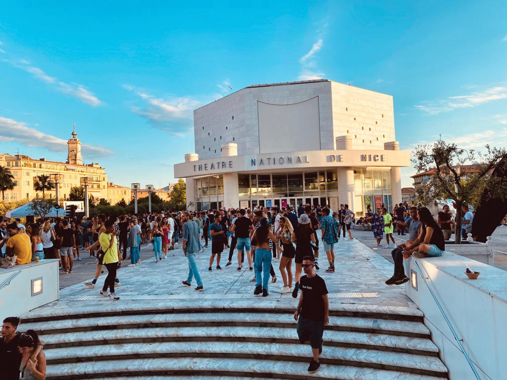 Face Art & Music Aucop