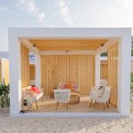 PLAGE FREEWHEEL - CANNES LIONS 2025 : AUCOP CONSTRUIT ET REUTILISE LES CABANES Montage de 7 pagodes - structures événementielles réutilisées - AUCOP