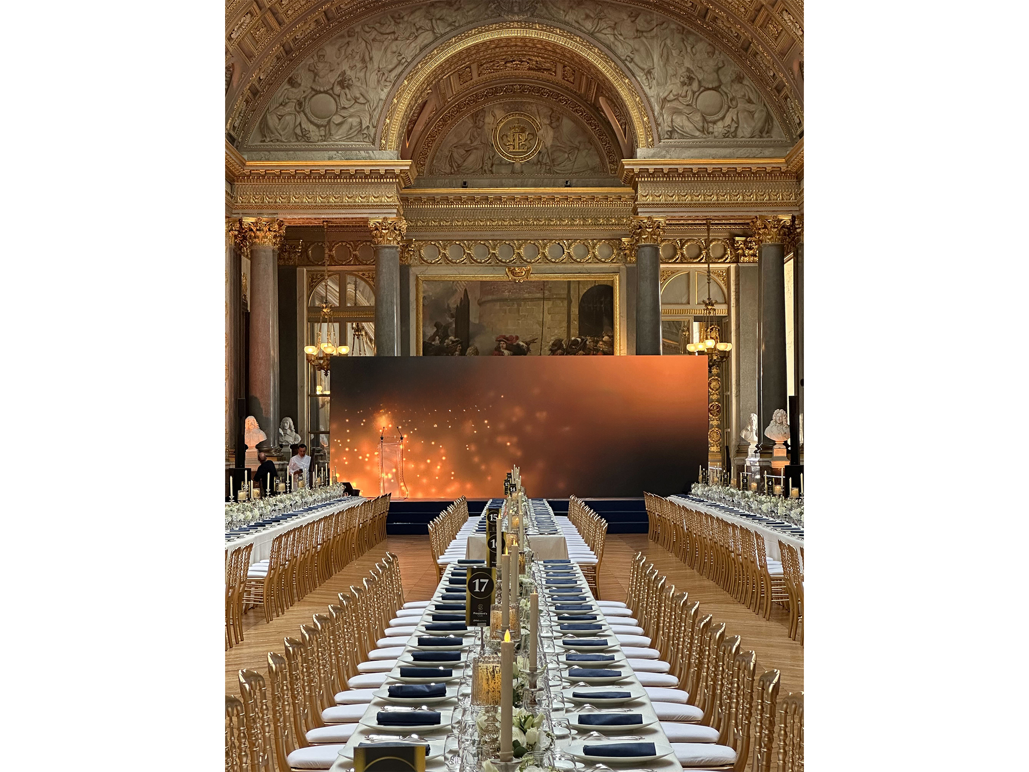 SOIREE DE GALA AU CHATEAU DE VERSAILLES