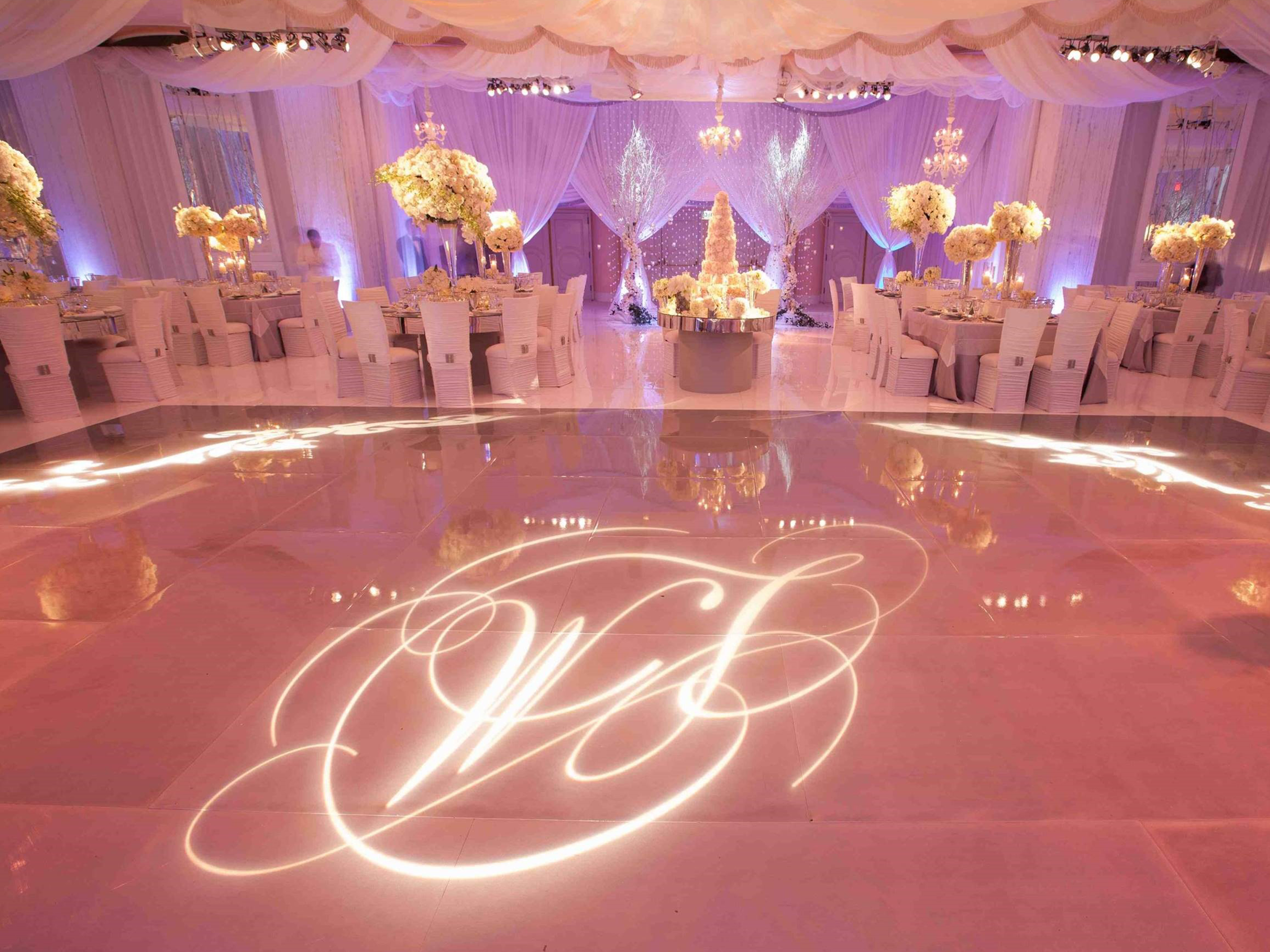 mariage-wedding-projection-au-sol-projection-logo-prestataire deco evenementiel-prestataire evenementiel